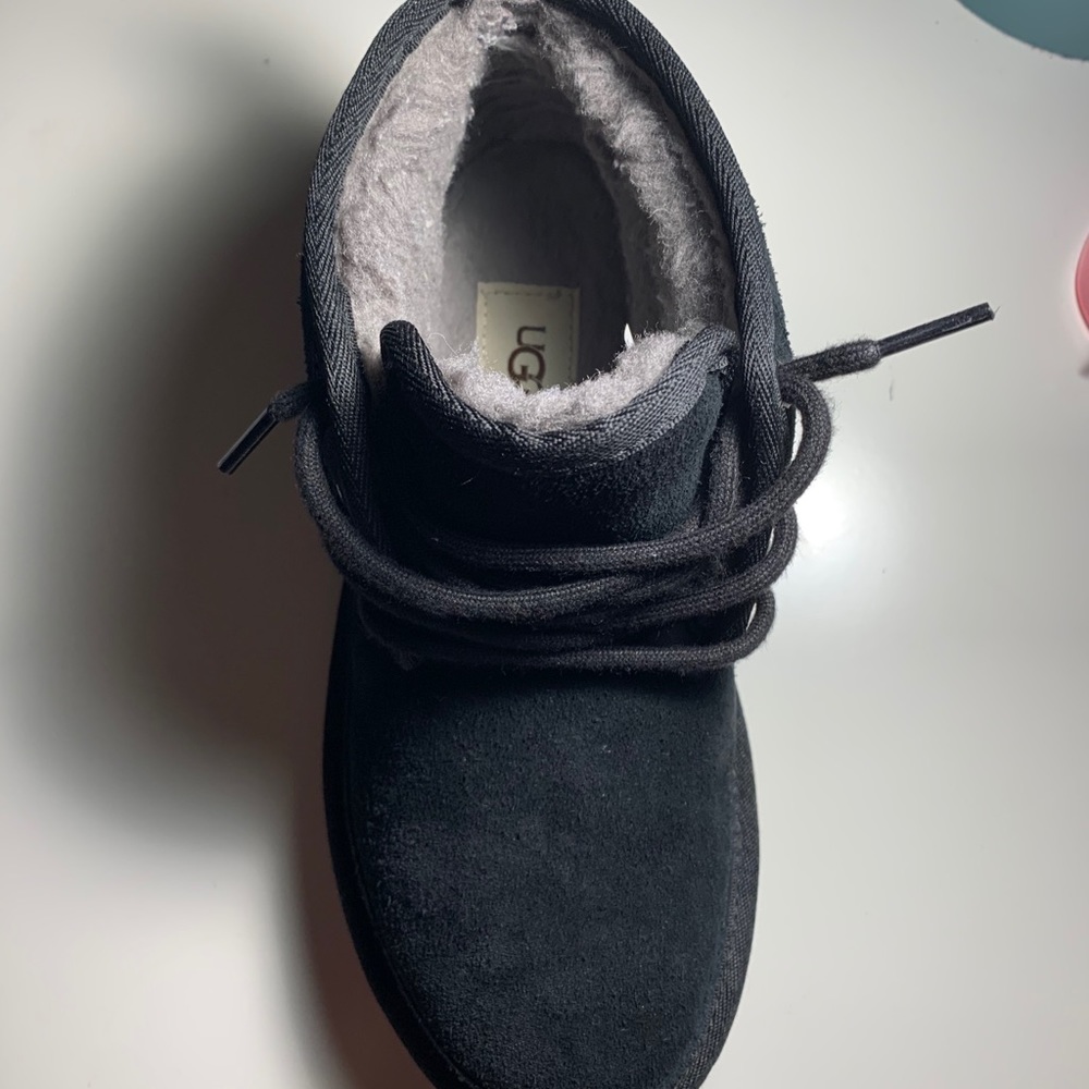 Uggs - Picture 6 of 6